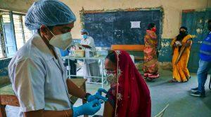 केरल में गर्भवती महिलाओं के लिए कोविड टीकाकरण अभियान, " मातृकवचम" |_50.1