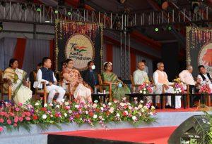 राष्ट्रपति रामनाथ कोविंद ने माधवपुर घेड मेले का उद्घाटन किया |_50.1