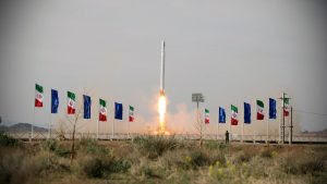 ईरान ने अपने पहले सैन्य उपग्रह "नूर" को सफलतापूर्वक ऑर्बिट में पहुंचायां |_40.1