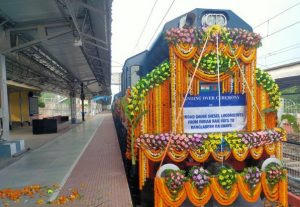 भारत ने बांग्लादेश को दिए 10 ब्रॉड-गेज रेलवे इंजन |_40.1