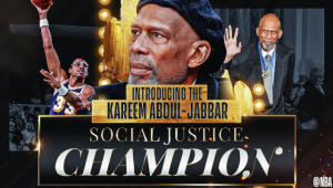 NBA सामाजिक न्याय पुरस्कार बनाया, जिसका नाम अब्दुल-जब्बारी के नाम पर रखा गया है |_40.1
