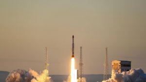 ईरान ने दूसरे सैन्य उपग्रह नूर-2 का सफल परीक्षण किया |_40.1
