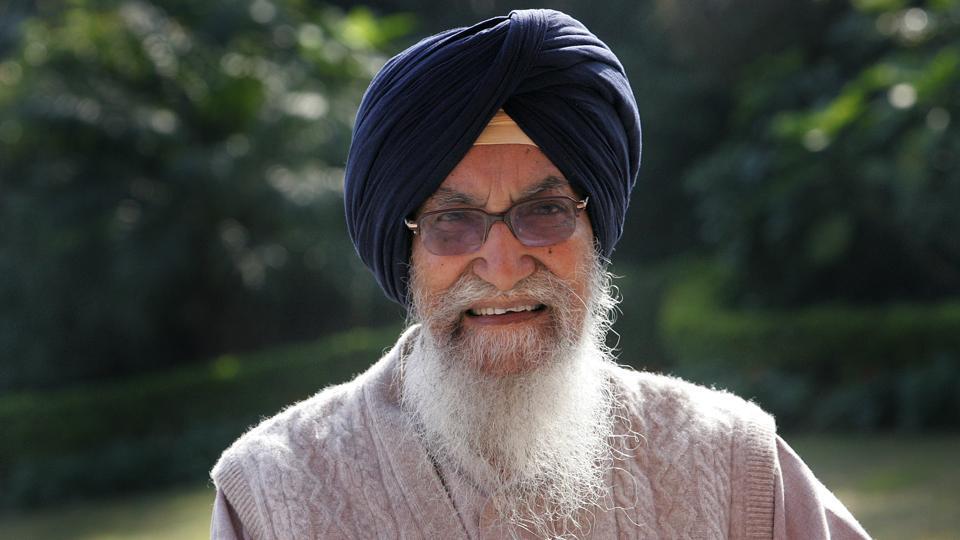 Surjit Singh Barnala: A leader who always spoke the language of peace with  dignity - Hindustan Times