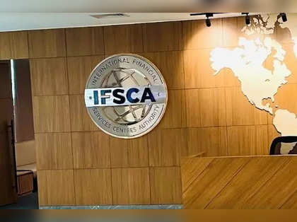 ifsca: Sustainable Finance committee submits report to IFSCA suggesting development of carbon market - The Economic Times