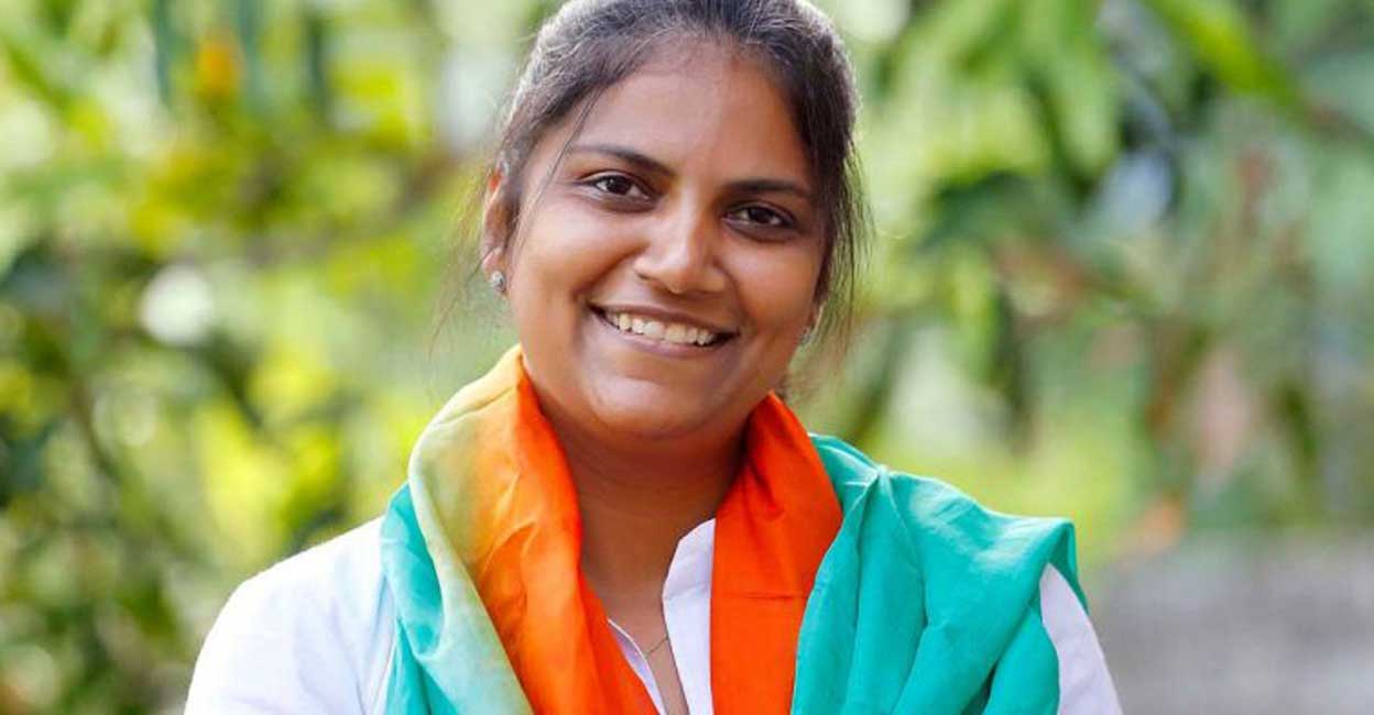 Mahila Congress revamp in Kerala sparks controversy, complaint against Jebi Mather | Onmanorama