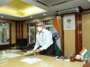 Indu Shekhar Chaturvedi takes charge as Secretary of MNRE_4.1