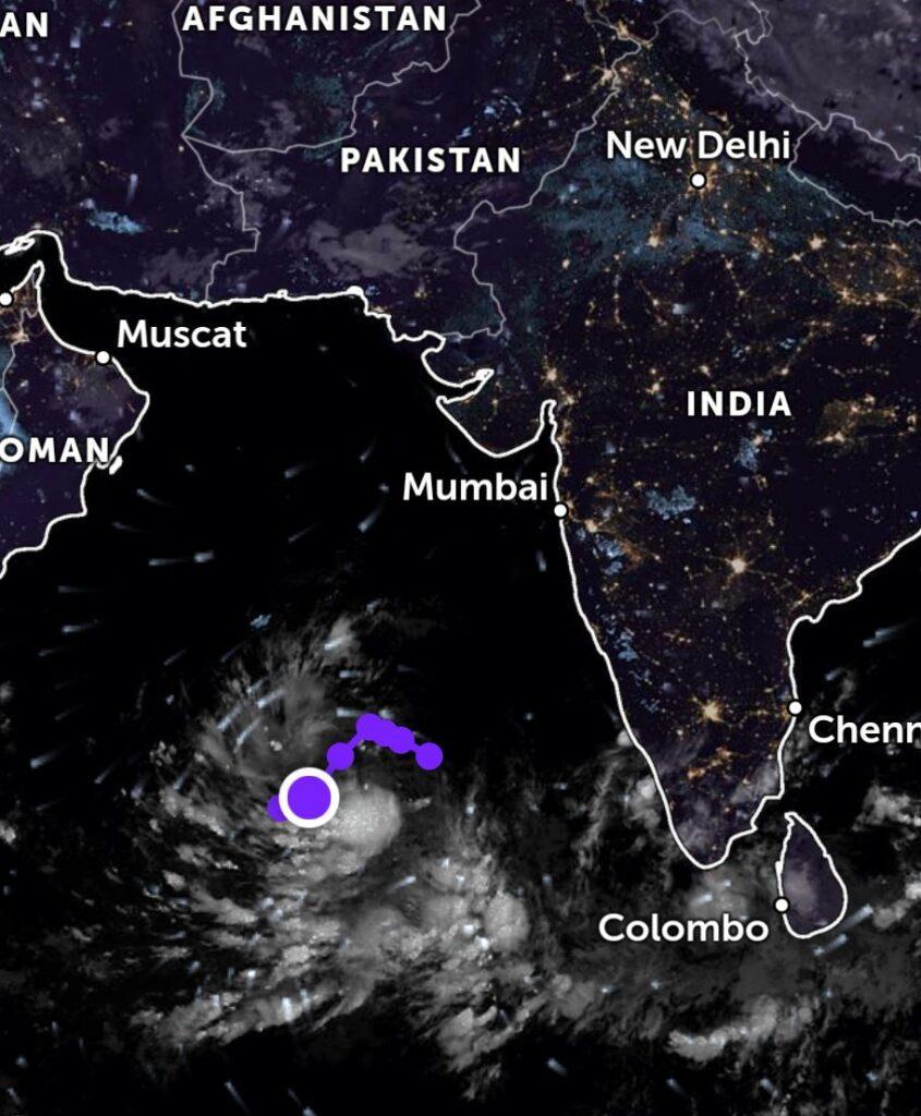 IMD Issues Alert For Cyclone Tej To Mumbai_4.1