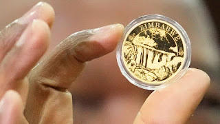 जिम्बाब्वे ने मुद्रास्फीति से निपटने के लिए सोने के सिक्कों को कानूनी निविदा के रूप में लॉन्च किया |_3.1