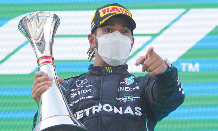 Lewis Hamilton clinches his fifth successive Spanish Grand Prix | লুইস হ্যামিল্টন পঞ্চমবারের জন্য স্প্যানিশ গ্র্যান্ড প্রিক্স জিতলেন_2.1