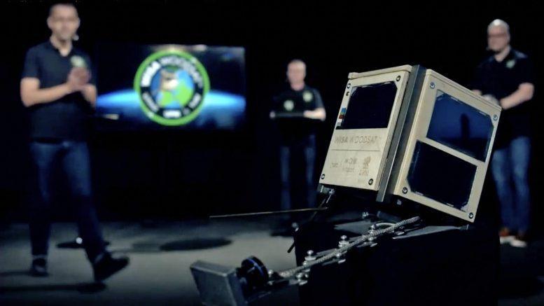 European Space Agency (ESA) will launch world's first wooden satellite | యూరోపియన్ స్పేస్ ఏజెన్సీ (ఈఎస్ఏ) ప్రపంచంలోనే మొట్టమొదటి చెక్క ఉపగ్రహాన్ని ప్రయోగించనుంది_30.1