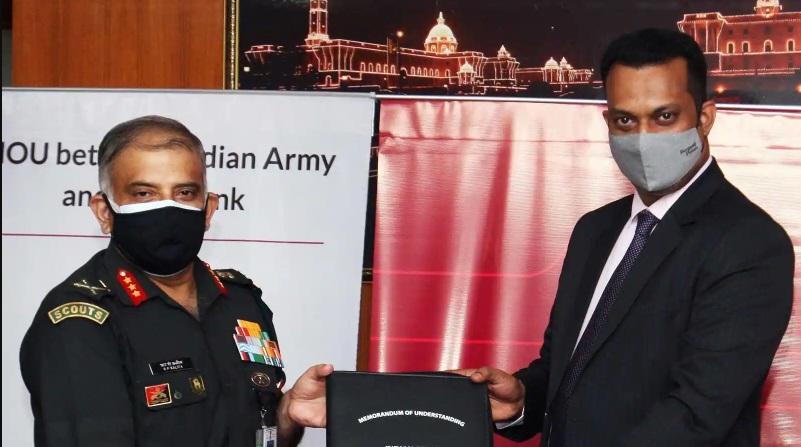 Axis Bank signs MOU with Indian Army to offer defence service salary package | अ‍ॅक्सिस बँकेने संरक्षण सेवेच्या पगाराच्या पॅकेजसाठी भारतीय सैन्याबरोबर सामंजस्य करार केला_2.1