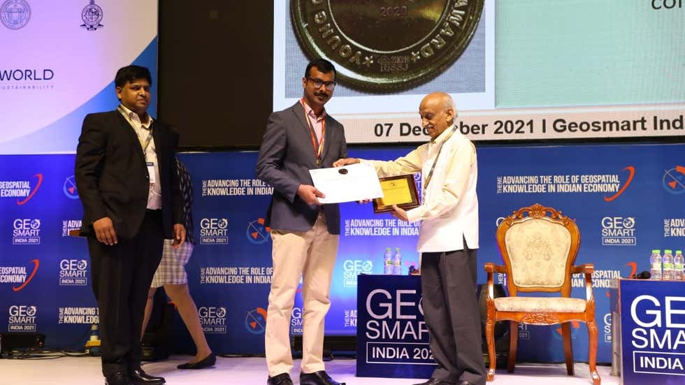 IIT-Kanpur Scientist Ropesh Goyal bags “Young Geospatial Scientist” Award