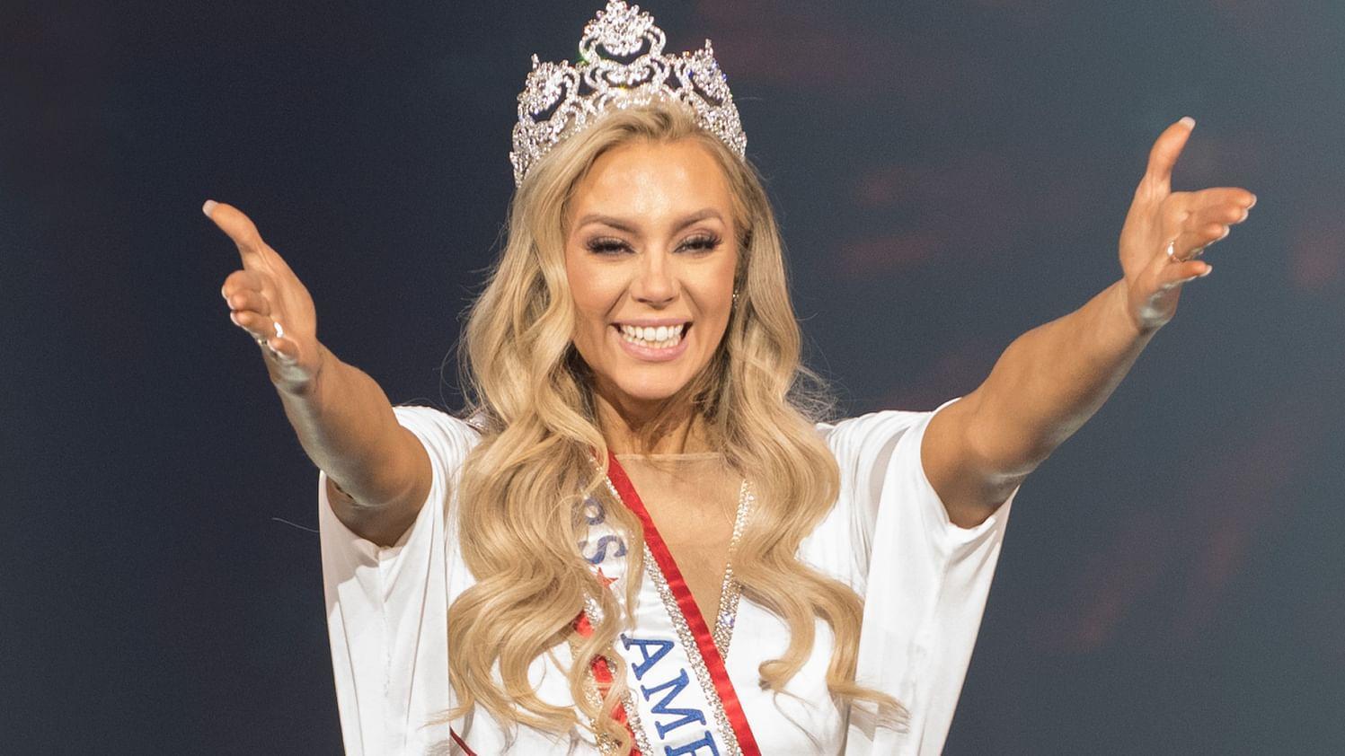 Mrs World 2022: Mrs America Shaylyn Ford Takes The Crown