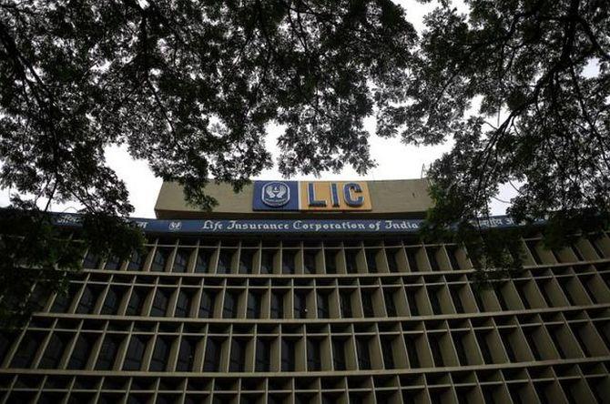 20% FDI in LIC via automatic route approved by the government