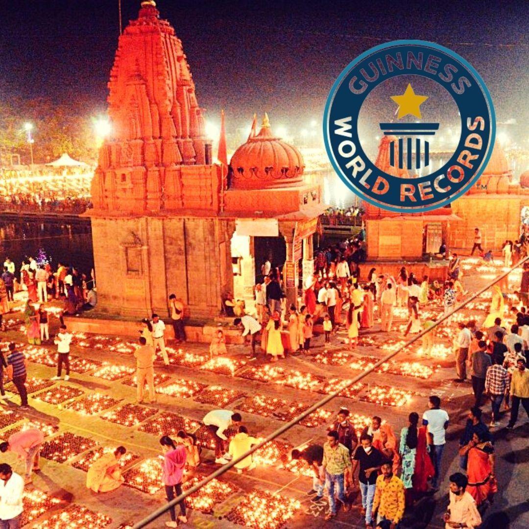 Ujjain creates Guinness Record by Lighting 11.71 Lakh Diyas