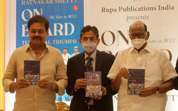 Sharad Pawar unveiled Ratnakar Shetty’s autobiography “On Board: My Years in BCCI”