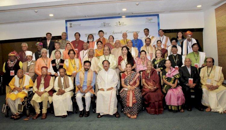 Venkaiah Naidu confers Sangeet Natak Akademi and Lalit Kala Akademi Fellowships and Awards