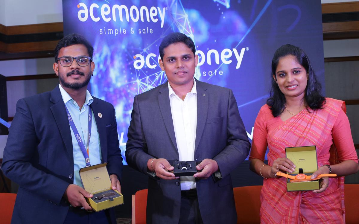 Acemoney launched new wearable ATM cards and Offline UPI