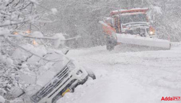 'Bomb Cyclone' Winter Storm hits US with Life Threating Extremely Cold Climate