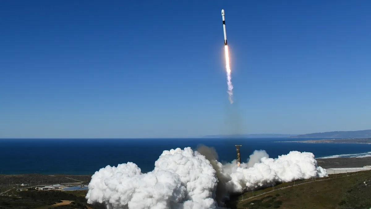 SpaceX Launched Its 29th Mission To Deliver Research Gear And Equipment To The ISS_50.1