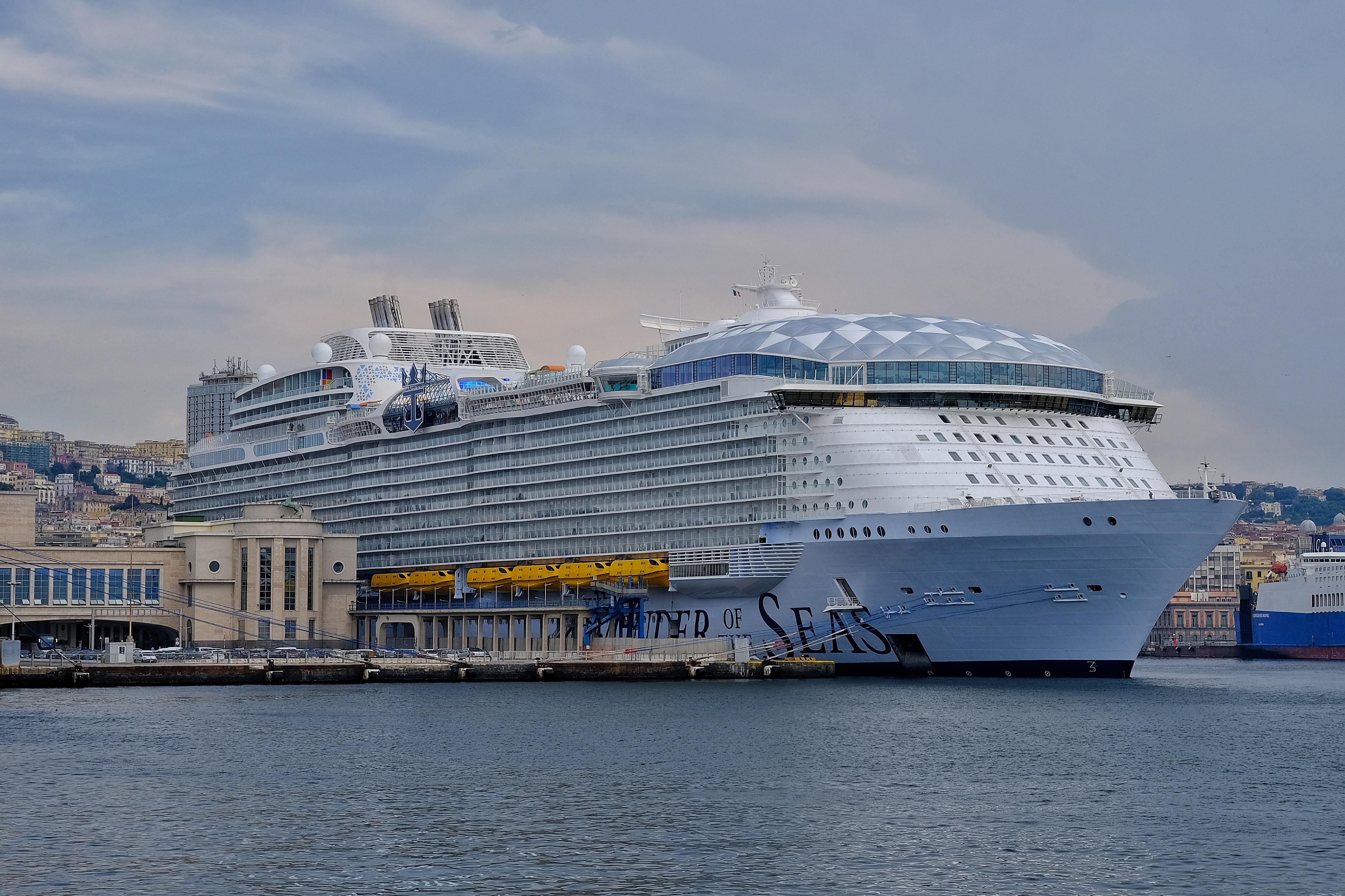 Biggest Cruise Ship in the World, List of Top-10_50.1