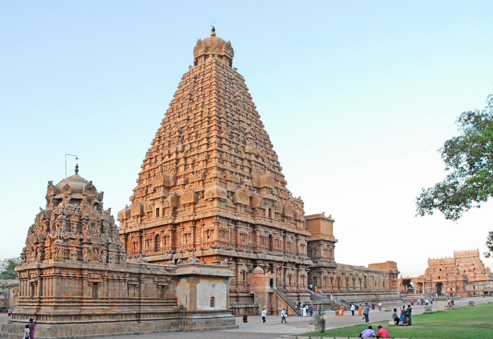 South Indian Temple Architecture during Cholas