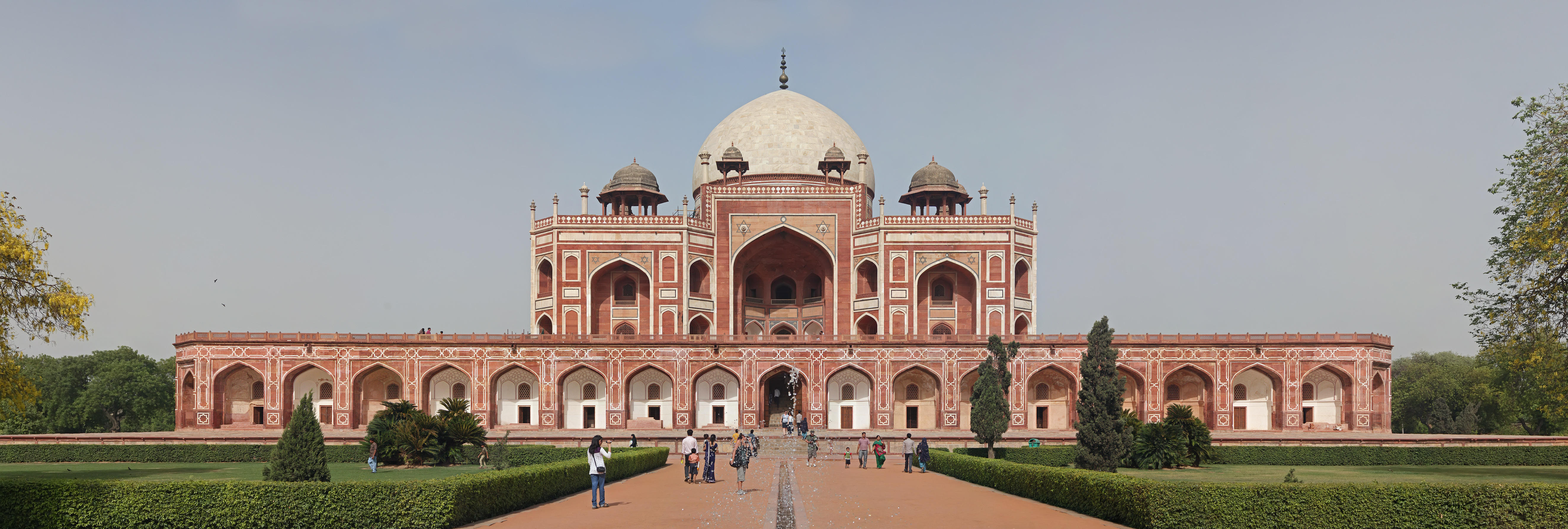 Example of Indo-Islamic Architecture: Humayun's Tomb, Delhi
