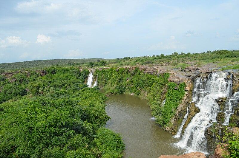 Famous waterfalls in Andhra Pradesh_10.1