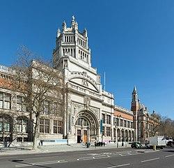 Victoria and Albert Museum - Wikipedia
