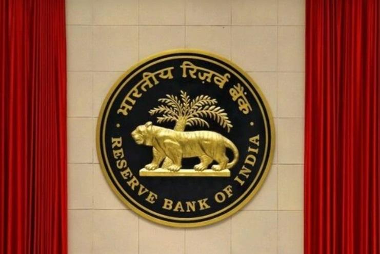 RBI imposes Rs 11 cr fine on 7 PSBs for violating norms_40.1