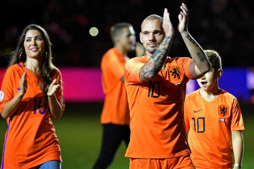 Dutch Hero Wesley Sneijder Announces Retirement from Football_40.1