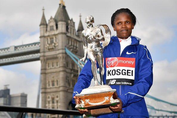 Brigid Kosgei runs fastest-ever women's half-marathon_40.1