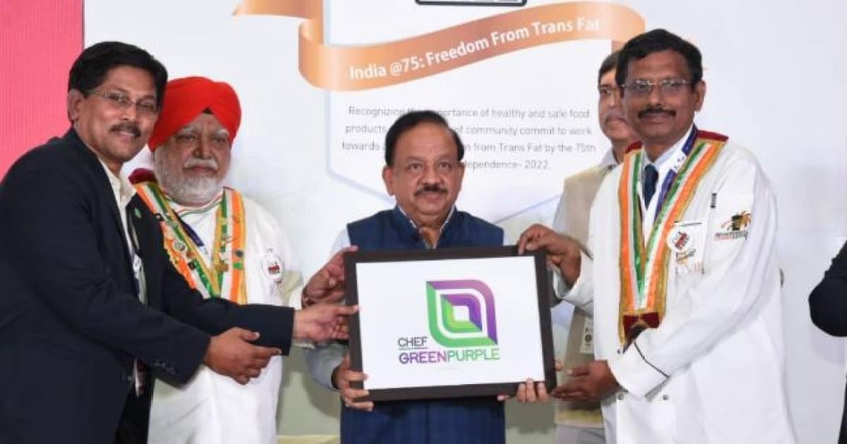Health Minister Harsh Vardhan launches trans-fat free logo_40.1