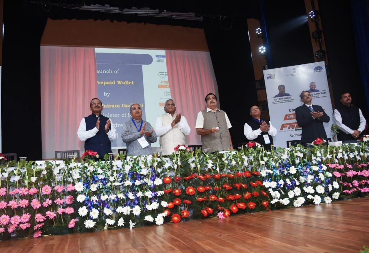 Nitin Gadkari inaugurates conference on 'One Nation One Tag – FASTag' in New Delhi_40.1