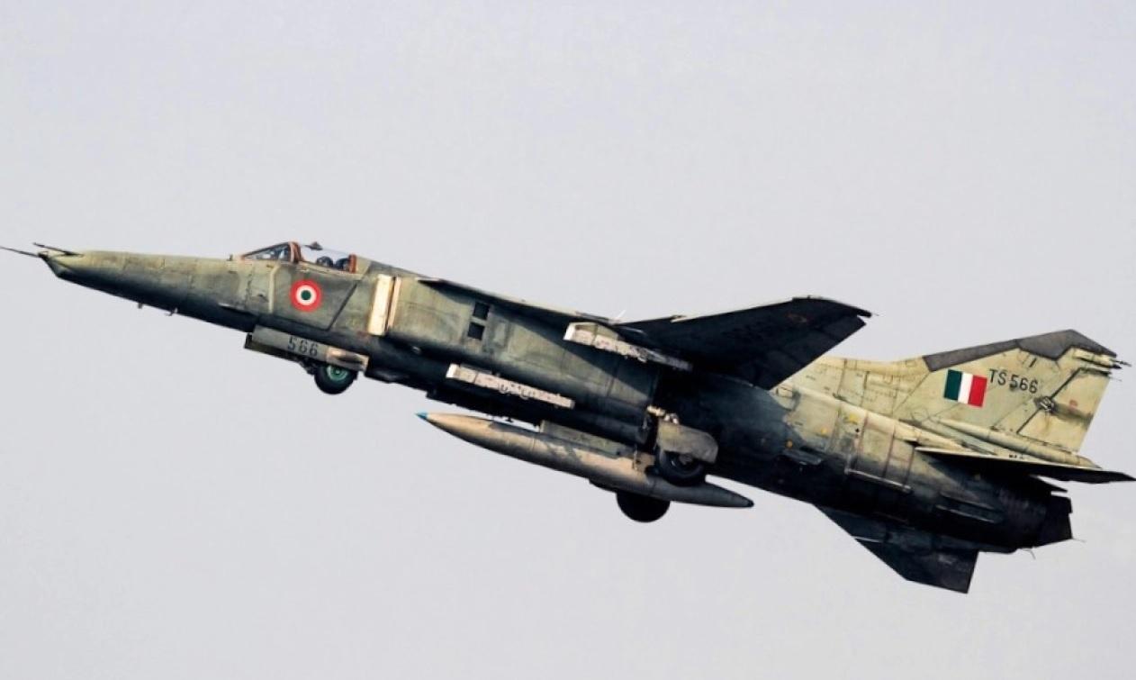 IAF bids farewell to the iconic "MiG-27" fighter aircraft_40.1