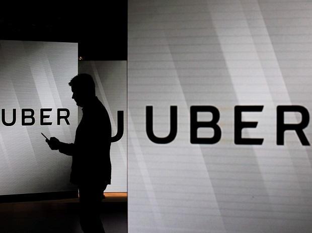 Delhi Police integrates "Himmat Plus app" with Uber for passenger's safety_40.1