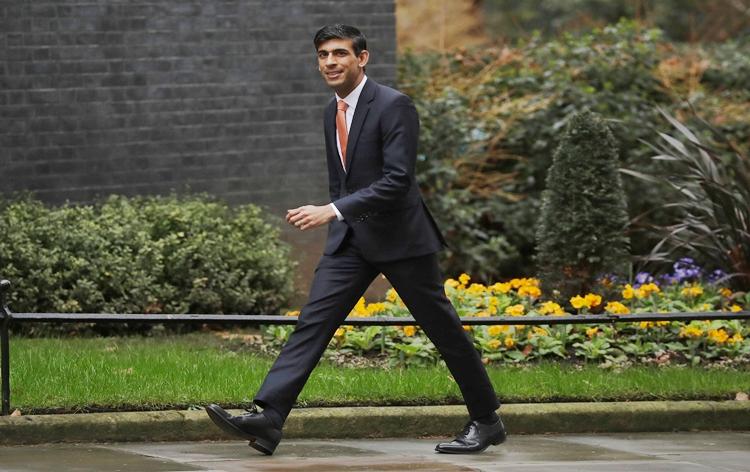 Rishi Sunak bid for prime minister of United Kingdom with over 131 MPs support_40.1