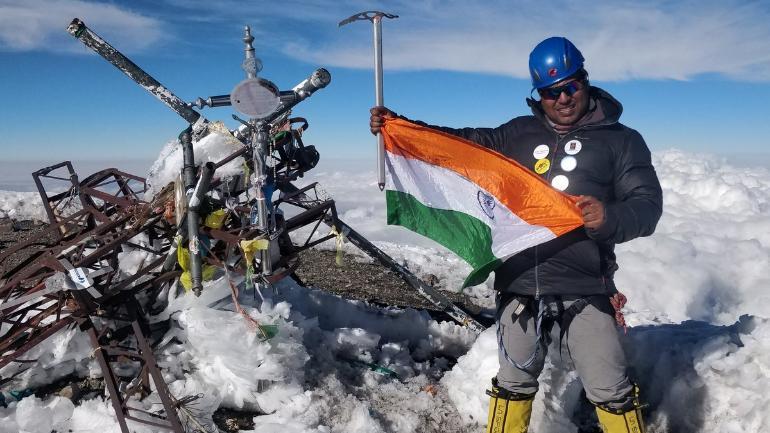 Satyarup Siddhanta becomes 1st Indian to complete volcanic Seven Summit_40.1
