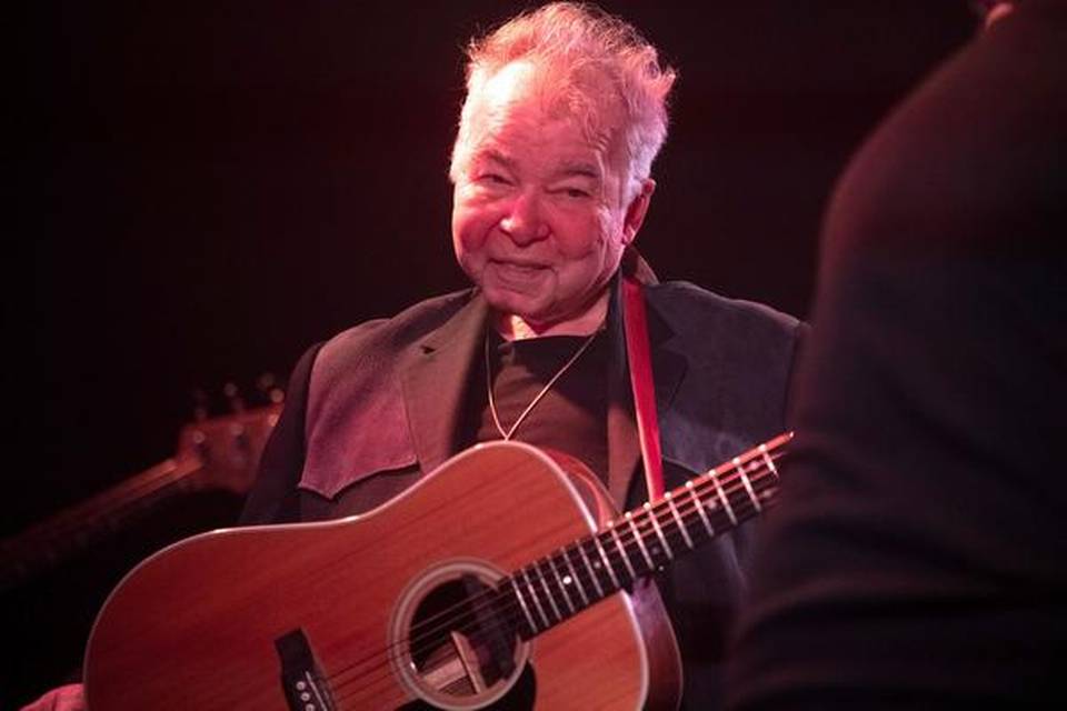 American folk singer John Prine passes away_30.1