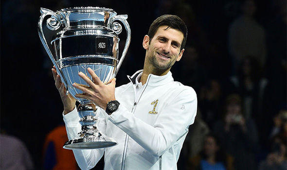 Novak Djokovic lifts ATP Year-end No. 1 Trophy for 6th time_30.1