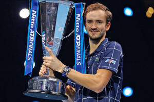 Daniil Medvedev beat Dominic Thiem to win ATP Tour 2020_40.1