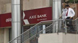 Axis Bank launches Aura Credit Card with health, wellness benefits_4.1