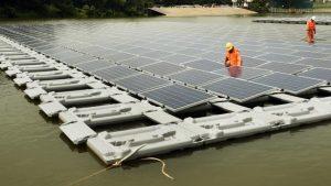 World's Largest Floating Solar Farms being built in Singapore_4.1
