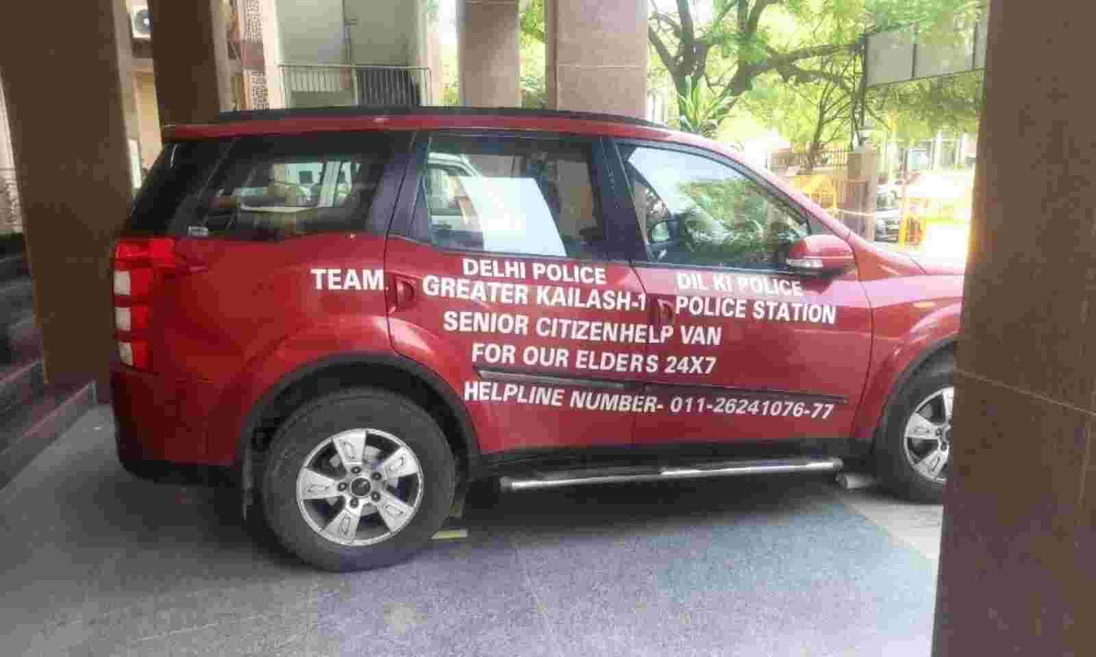 Delhi Police launched vehicle helpline 'COVI Van' for senior citizens_30.1