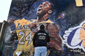 Kobe Bryant Inducted Posthumously Into Basketball Hall Of Fame_4.1