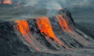 Mount Nyiragongo erupts in the Republic of Congo_40.1