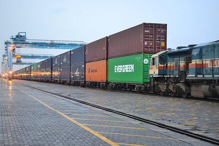 Rail Cargo movement between India and Nepal gets a big boost | भारत आणि नेपाळ दरम्यान रेल्वे कार्गो व्यापाराला चालना_30.1