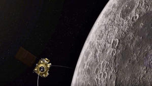 Chandrayaan-2 orbiter detects water molecules on lunar surface_4.1