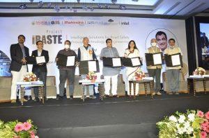 Nitin Gadkari launches AI-powered road safety project 'iRASTE'_4.1