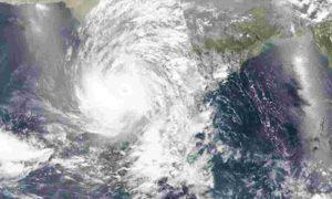 Cyclonic Storm 'Gulab' hits Andra and Odisha_40.1